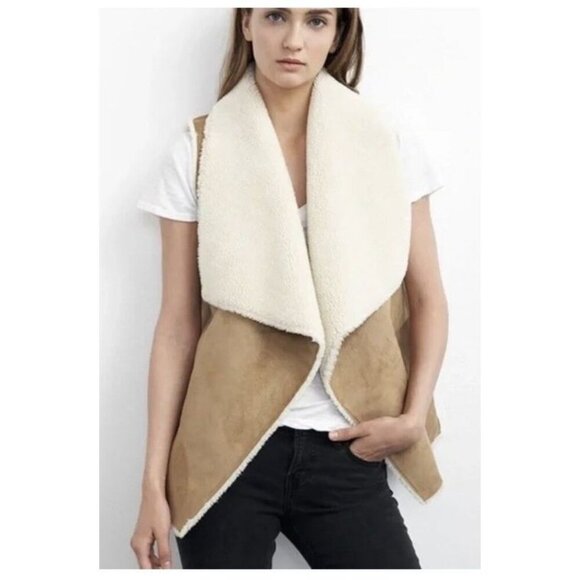Velvet By Graham & Spencer Women’s Brown Beige Faux Sherpa Vest Pockets Medium - Picture 1 of 5